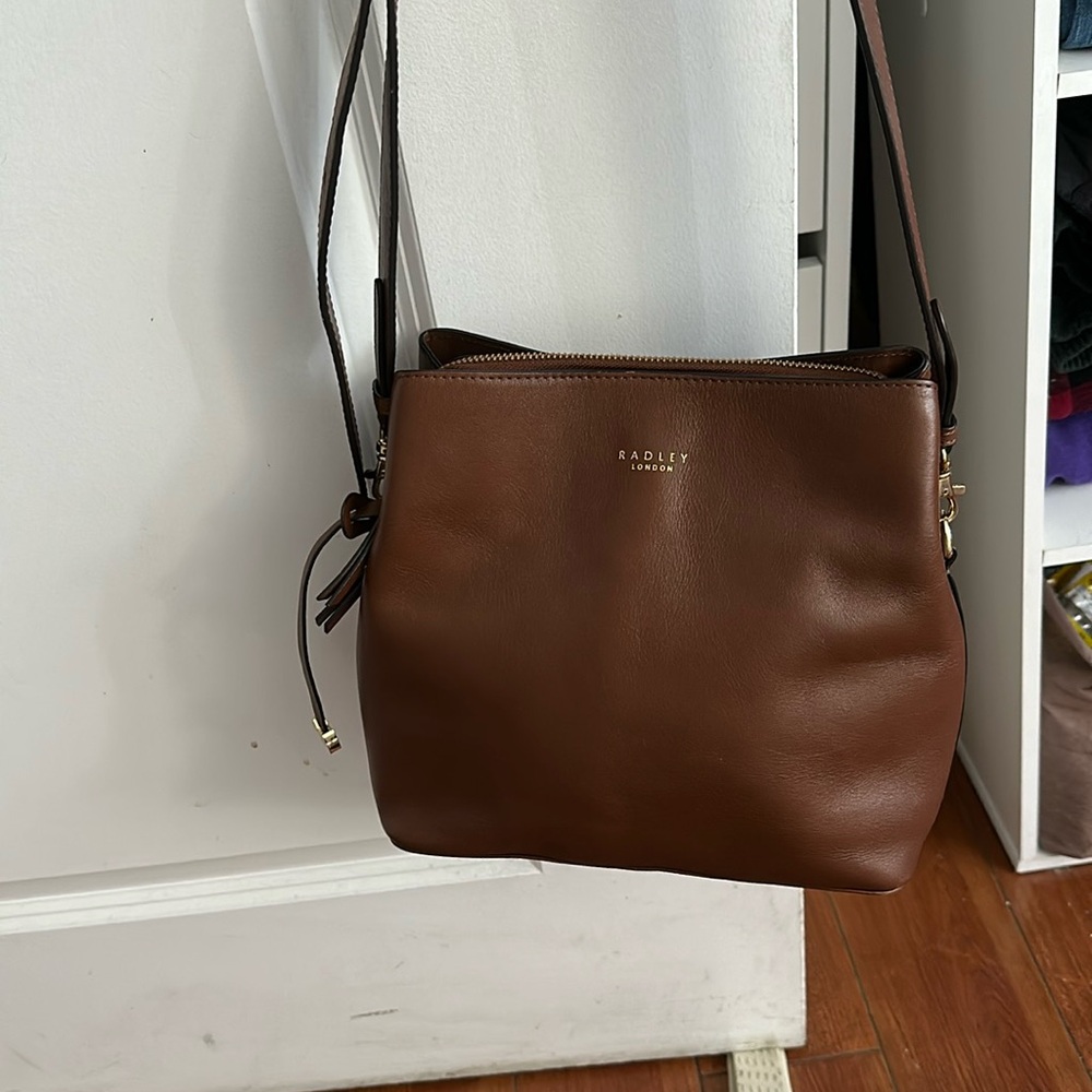 Dukes Place Compartment Crossbody Bag